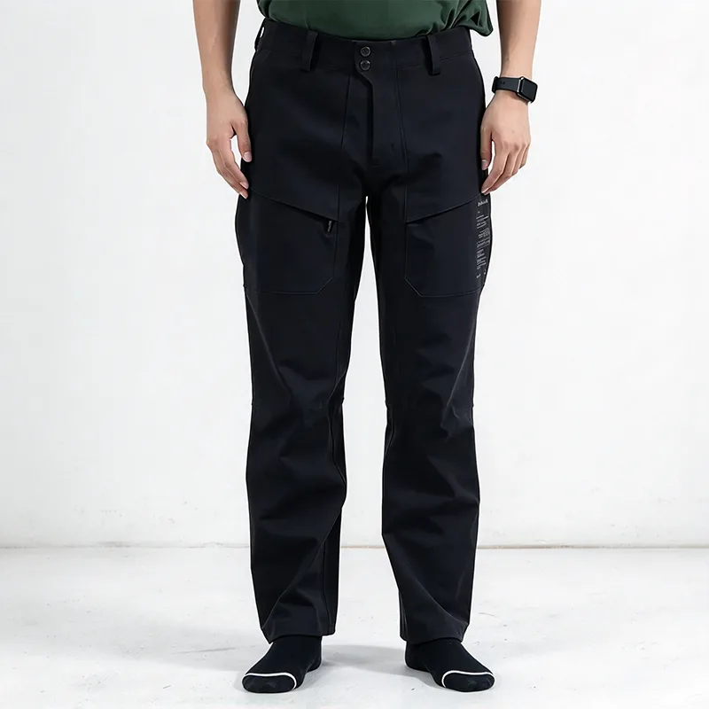Pantaloni cargo rigidi impermeabili neri con tessuto termico e cerniere laterali