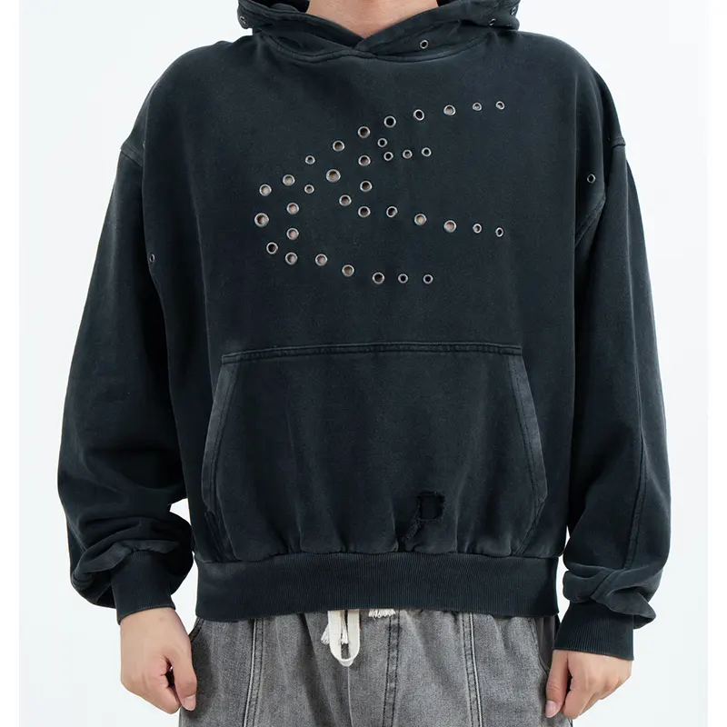 Felpa con cappuccio pullover corta con motivo ad occhielli e dettaglio tasca invecchiata